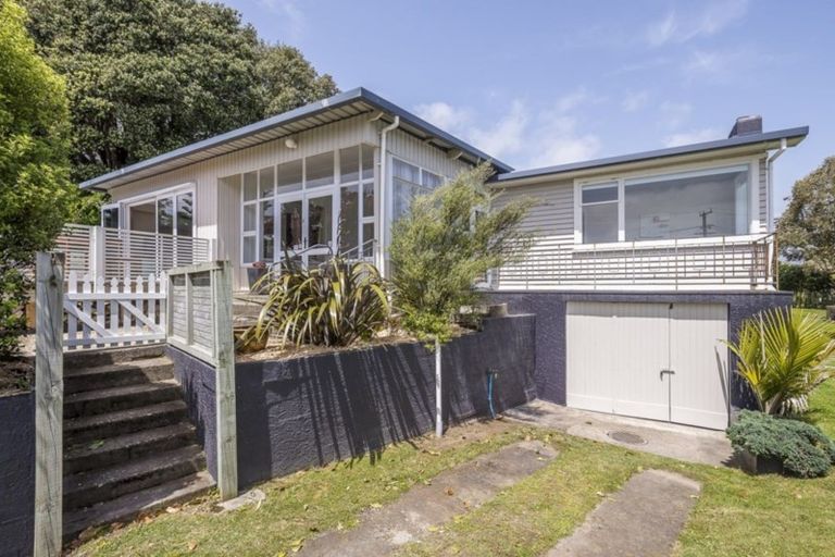 Photo of property in 8 Ngaio Road, Raumati Beach, Paraparaumu, 5032