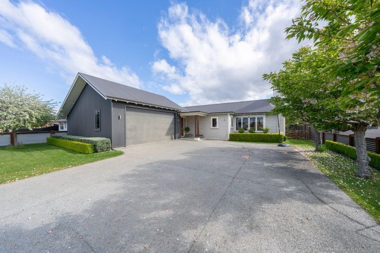 Photo of property in 26 Lawson Burrows Crescent, Te Anau, 9600