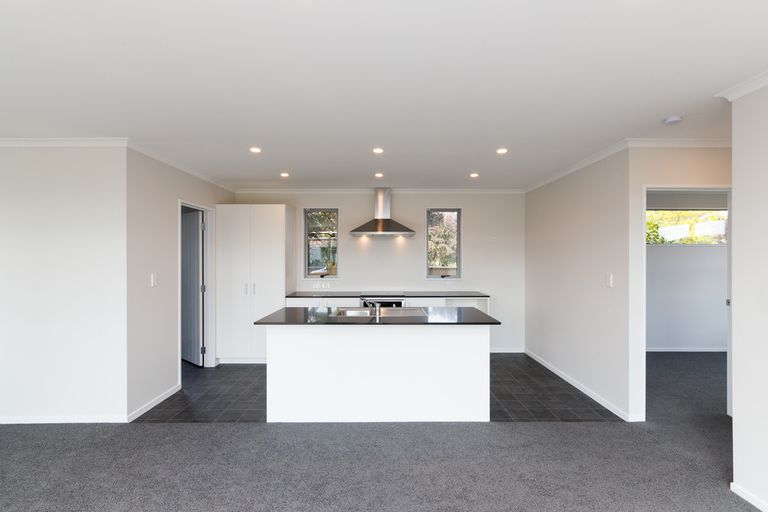 Photo of property in 2 Flint Street, Milson, Palmerston North, 4414