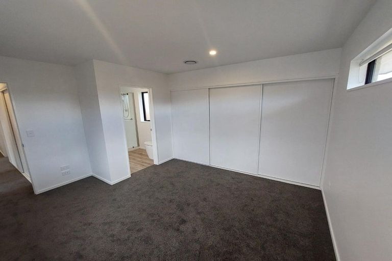 Photo of property in 33 Cousins Street, Woodend, 7691
