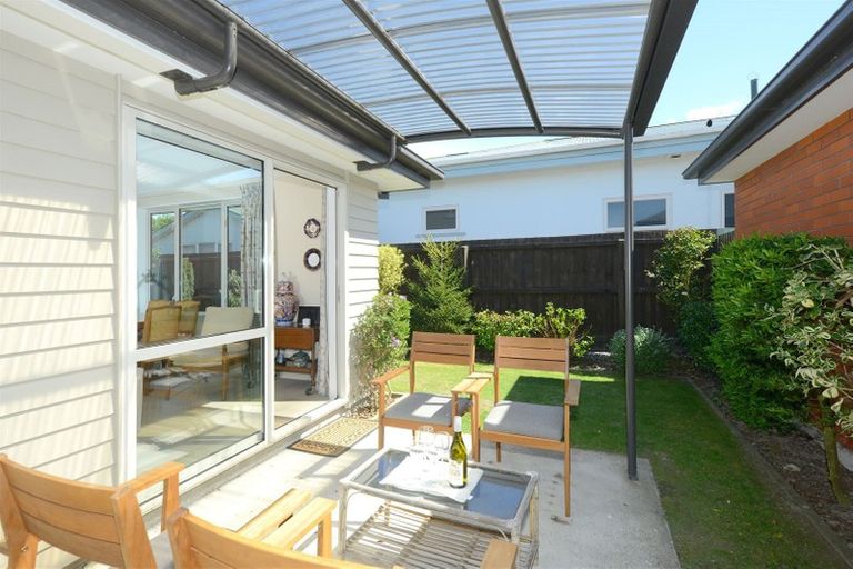 Photo of property in 1/14 Wittys Road, Avonhead, Christchurch, 8042