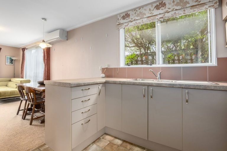 Photo of property in 1/20 Te Arataura Street, Takapuwahia, Porirua, 5022
