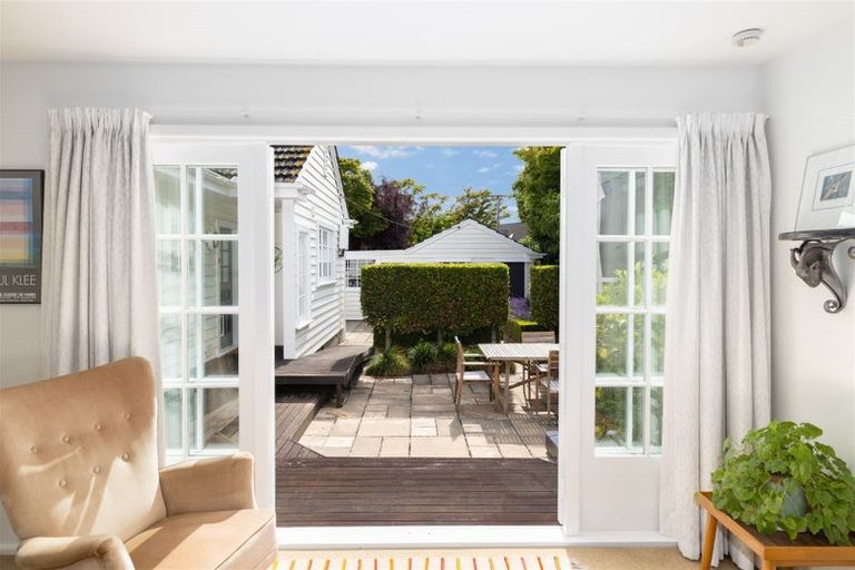 Photo of property in 10 Joyce Crescent, Ilam, Christchurch, 8041