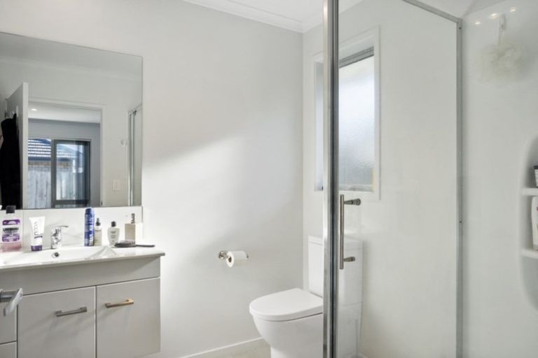 Photo of property in 58 Edgeview Crescent, Fitzroy, Hamilton, 3206