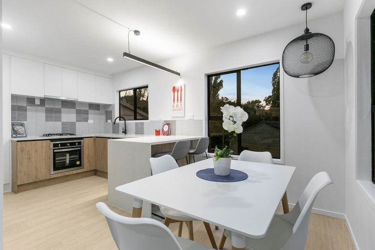 Photo of property in 1/34 Fordham Street, Beach Haven, Auckland, 0626