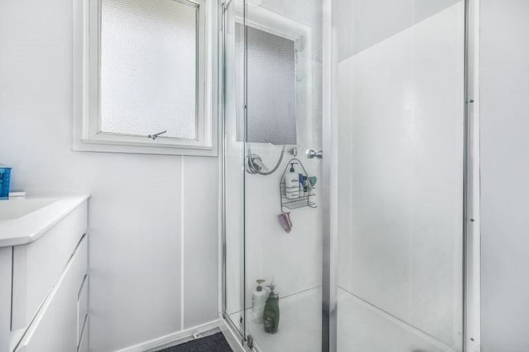 Photo of property in 7 Selsey Lane, Manurewa, Auckland, 2102