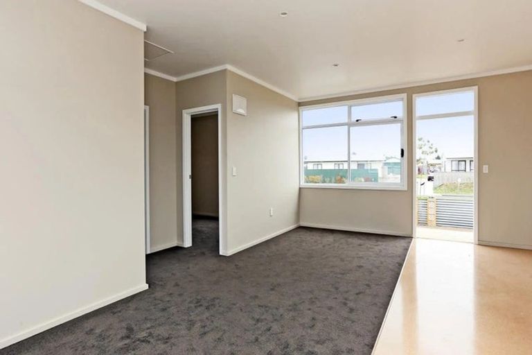 Photo of property in 335 Flaxmere Avenue, Flaxmere, Hastings, 4120