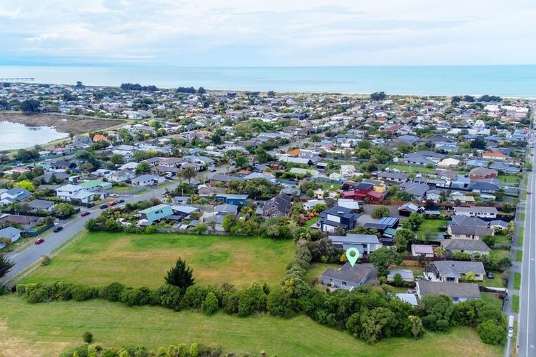 Photo of property in 110 Bridge Street, New Brighton, Christchurch, 8061