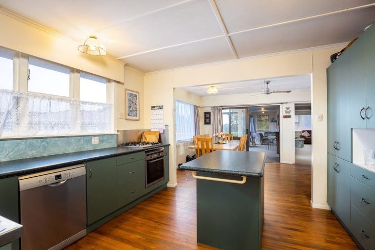 Photo of property in 446 Carrington Street, Upper Vogeltown, New Plymouth, 4310