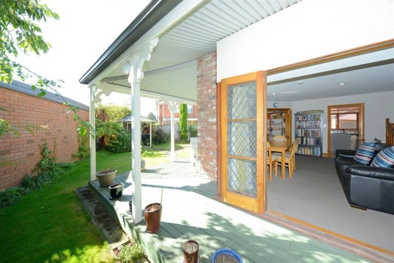 Photo of property in 1/16 Glenburn Place, Avonhead, Christchurch, 8042