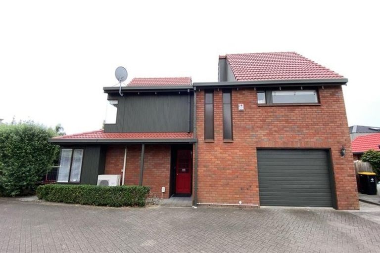 Photo of property in 240b Devonport Road, Tauranga, 3110