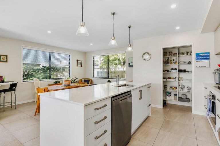 Photo of property in 31 Franks Way, Papamoa Beach, Papamoa, 3118