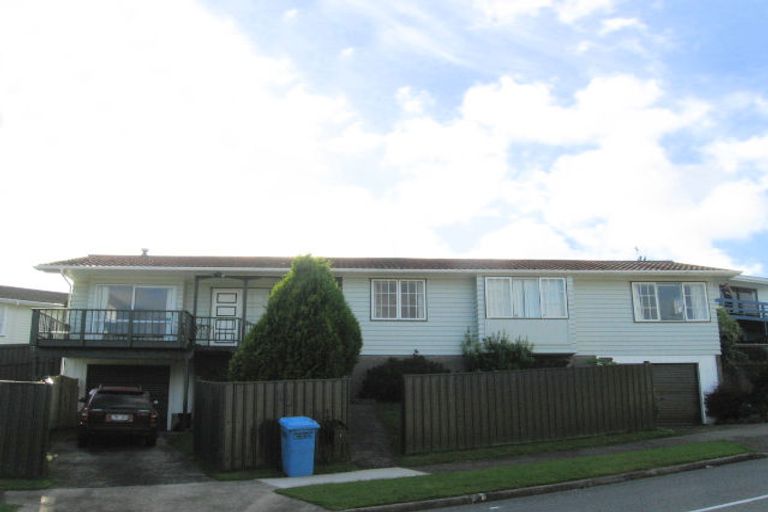 Photo of property in 1 Taieri Crescent, Kelson, Lower Hutt, 5010