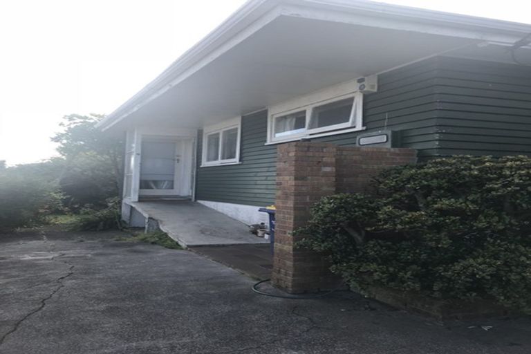 Photo of property in 9 Hauraki Crescent, Pinehill, Auckland, 0632