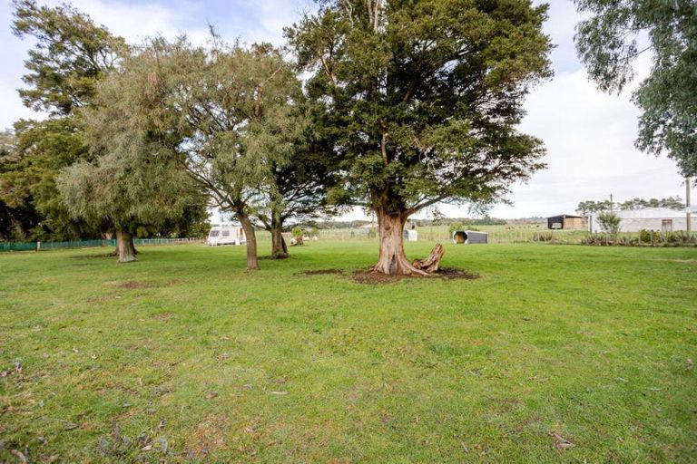 Photo of property in 341 Maharahara Road, Dannevirke, 4972
