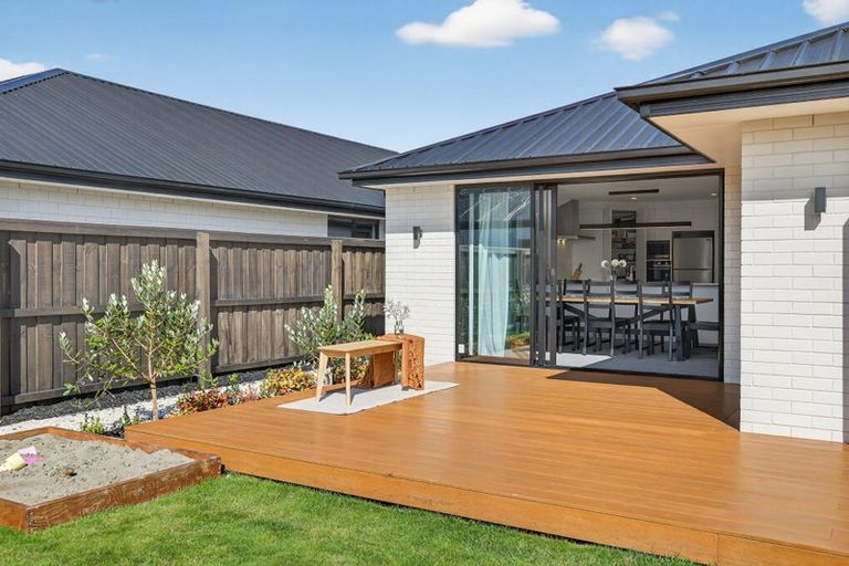 Photo of property in 32 Merrin Street, Avonhead, Christchurch, 8042