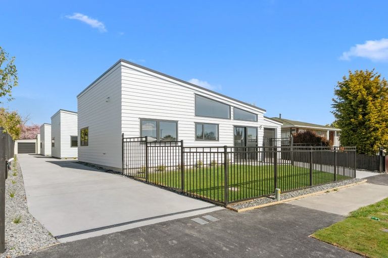 Photo of property in 59 Staveley Street, Avonhead, Christchurch, 8042