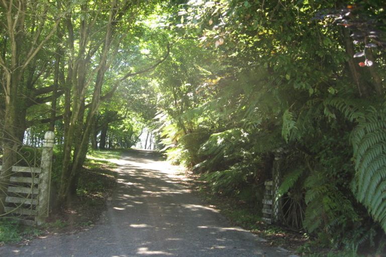 Photo of property in 123 Munro Road, Minden, Tauranga, 3179