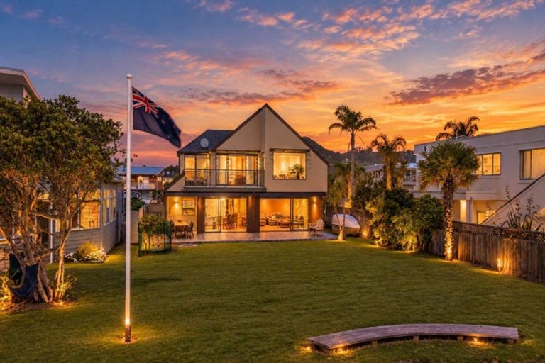 Photo of property in 125 Captain Cook Road, Cooks Beach, Whitianga, 3591