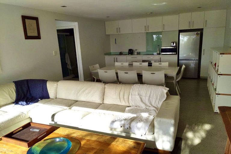 Photo of property in 151 Birkenhead Avenue, Birkenhead, Auckland, 0626