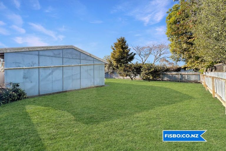 Photo of property in 96 Lipscombe Crescent, Havelock North, 4130