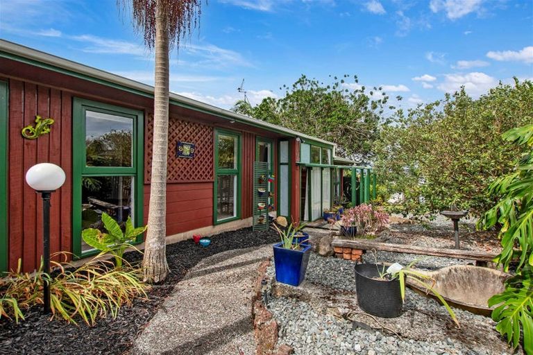 Photo of property in 23 Sherwood Road, Onerahi, Whangarei, 0110