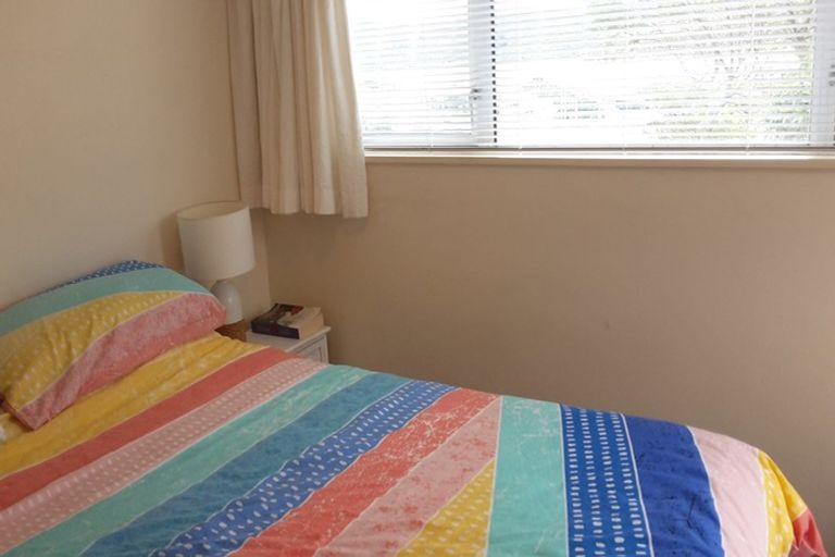 Photo of property in 1/48 Paremata Crescent, Paremata, Porirua, 5024