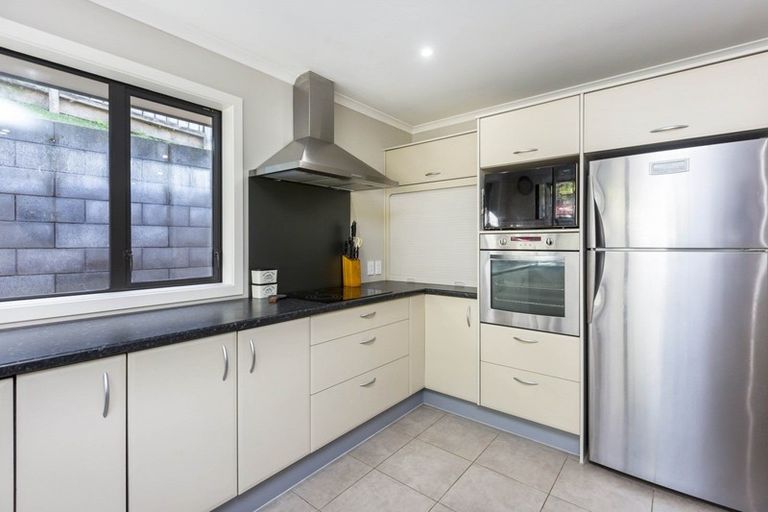 Photo of property in 15 Kirton Drive, Riverstone Terraces, Upper Hutt, 5018