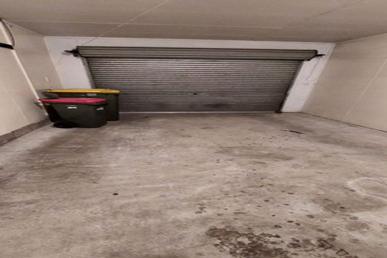 Photo of property in 2/100 Cargill Street, Papakura, 2110