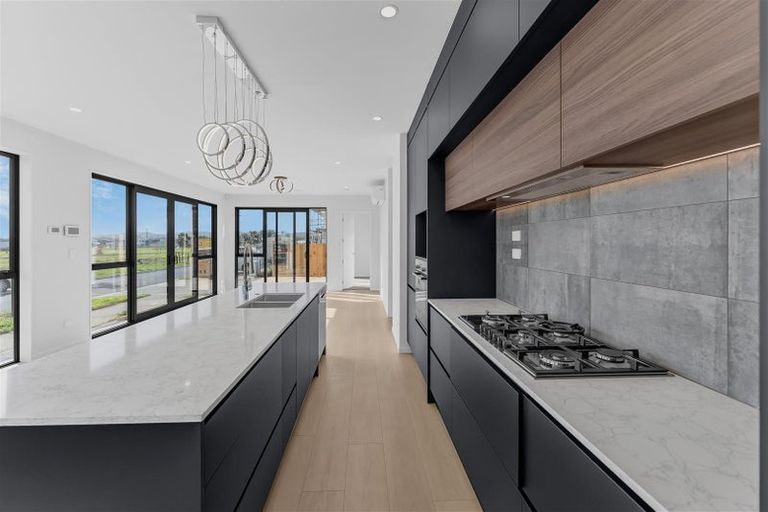 Photo of property in 21 Kiritau Road, Karaka, 2578