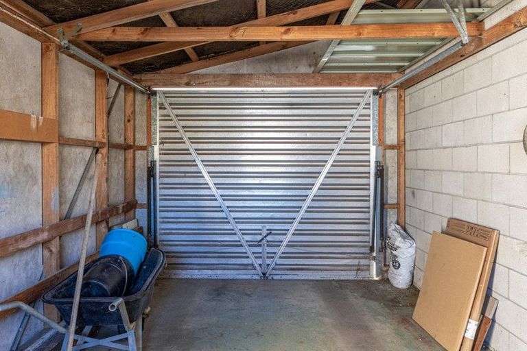 Photo of property in 4 Connolly Place, Huntly, 3700