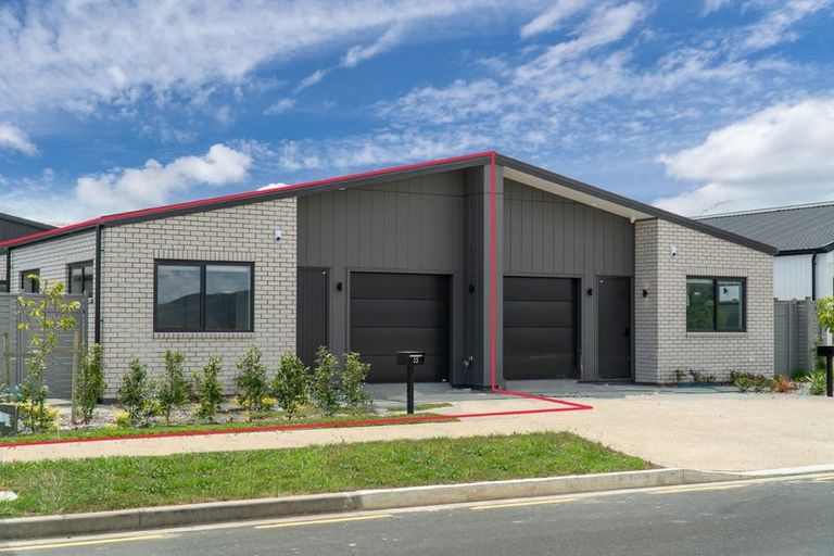 Photo of property in 55 Parkmore Drive, Rosehill, Papakura, 2113