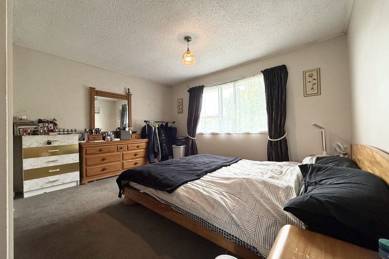 Photo of property in 2/12 Velma Road, Hillcrest, Auckland, 0627