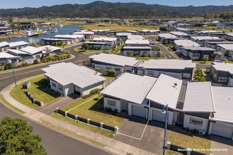 Photo of property in 12 Vanita Drive, Whitianga, 3510