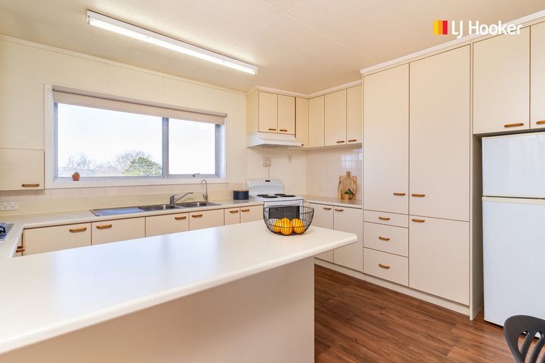 Photo of property in 2 Mccrea Street, Mornington, Dunedin, 9011