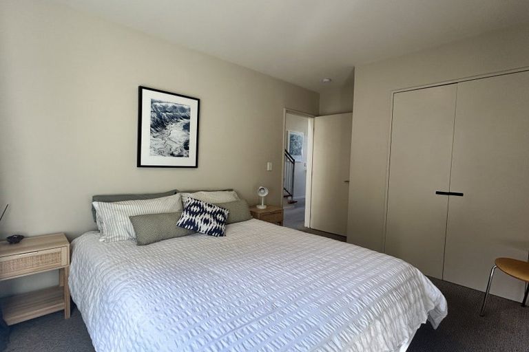 Photo of property in 7c Strawberry Lane, Fernhill, Queenstown, 9300