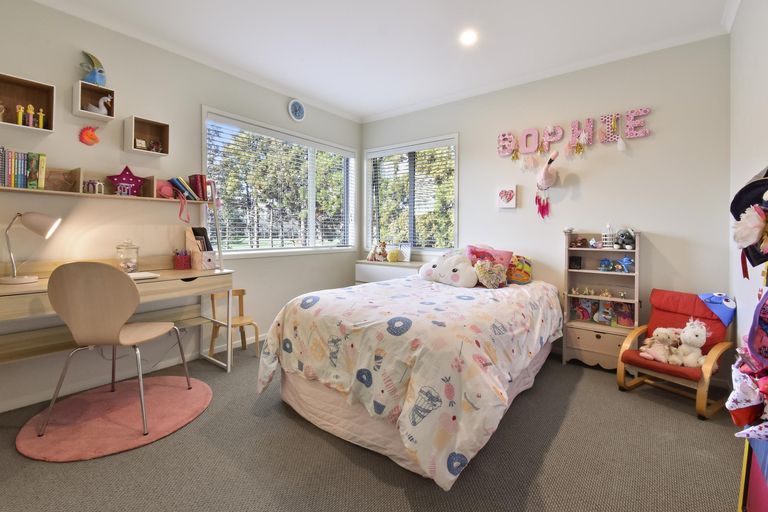 Photo of property in 20 Wawatai Drive, Karaka, Papakura, 2113