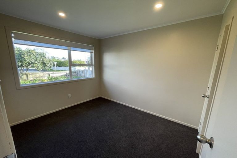Photo of property in 19 Jupiter Street, Rosehill, Papakura, 2113