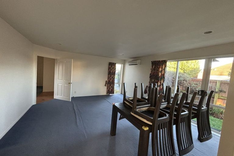 Photo of property in 4 Rosefield Lane, Northcote, Christchurch, 8052