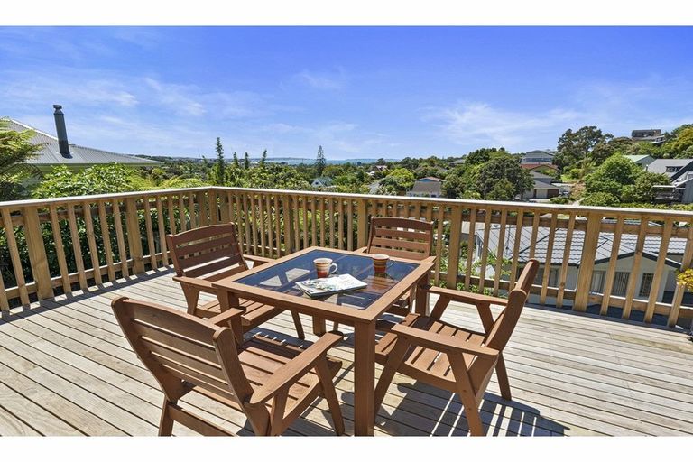 Photo of property in 12 Danbury Drive, Torbay, Auckland, 0630