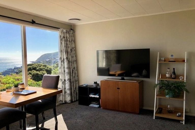 Photo of property in 112 Motuhara Road, Plimmerton, Porirua, 5026