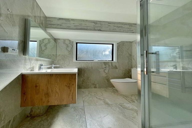 Photo of property in 7 Coubray Place, Botany Downs, Auckland, 2010