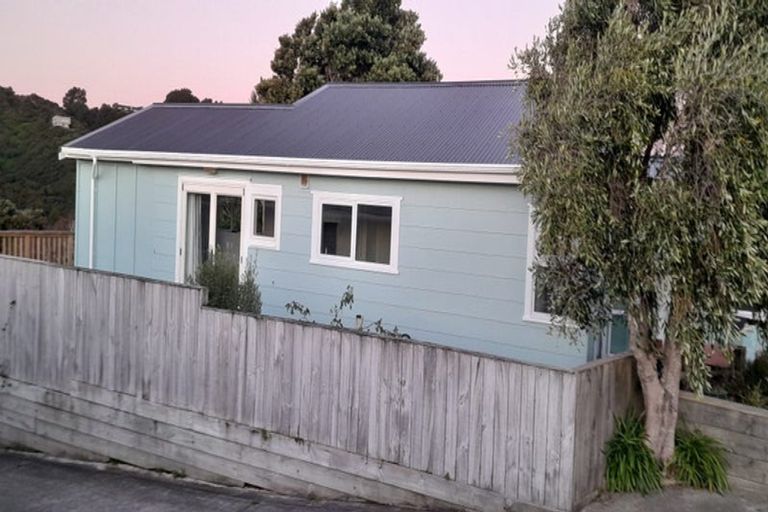 Photo of property in 67 Gordon Road, Plimmerton, Porirua, 5026