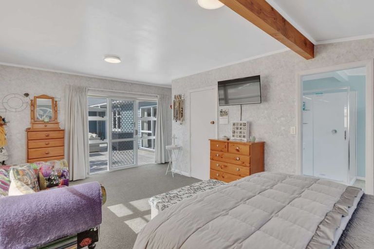 Photo of property in 62a Tutanekai Street, Paraparaumu, 5032