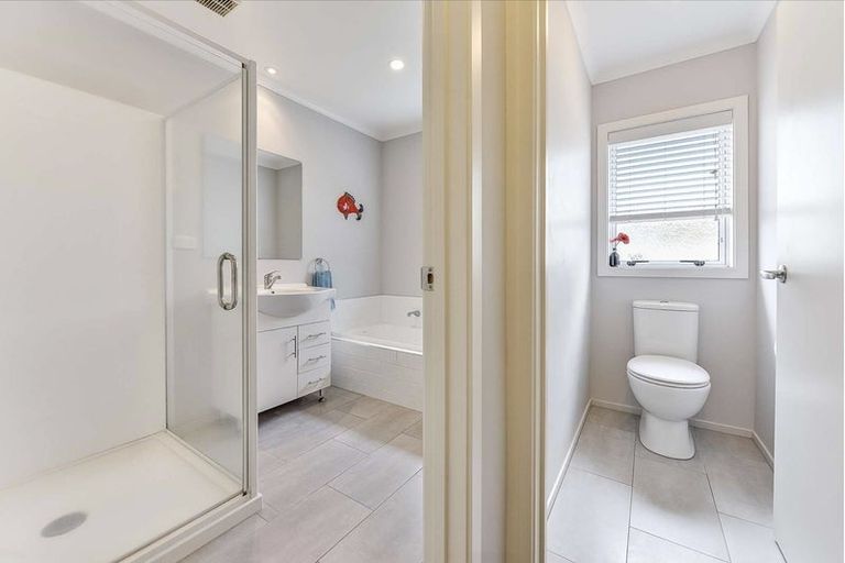 Photo of property in 23 Queens Park Crescent, Frankton, Hamilton, 3204