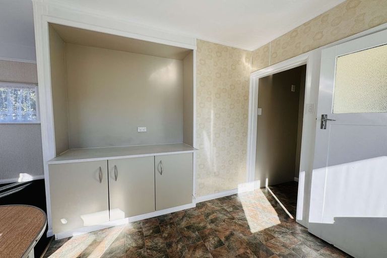 Photo of property in 5 Albert Street, Palmerston North, 4414