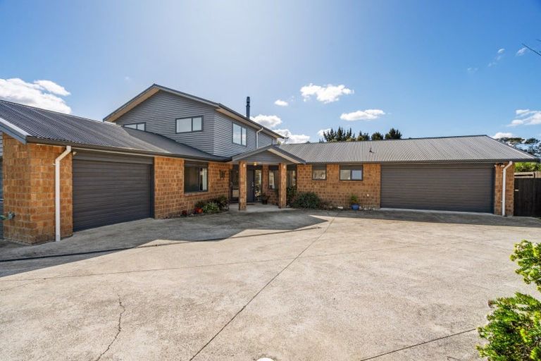 Photo of property in 24 Sauvignon Place, Pyes Pa, Tauranga, 3112