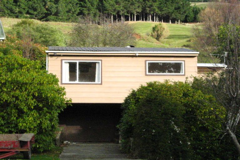 Photo of property in 50 Greenacres Street, Macandrew Bay, Dunedin, 9014