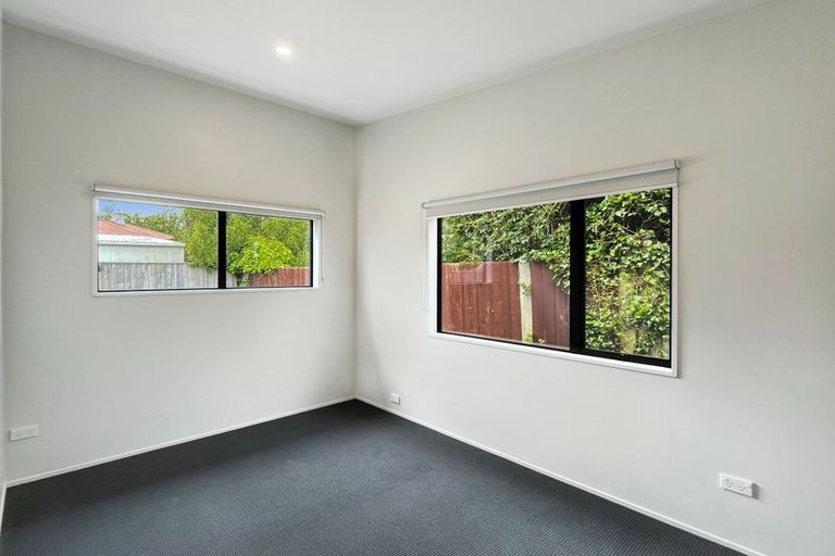 Photo of property in 17 Mclellan Place, Ilam, Christchurch, 8041