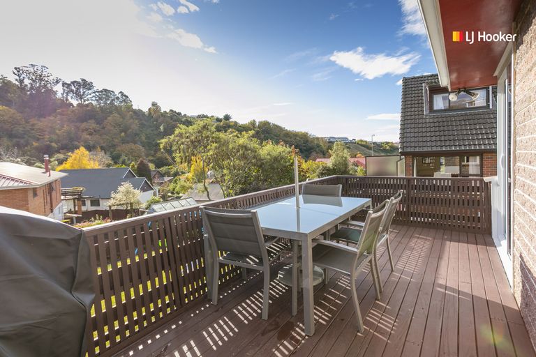 Photo of property in 9 Colquhoun Street, Glenross, Dunedin, 9011